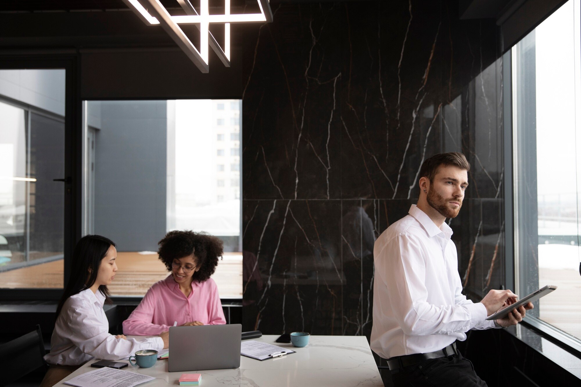 Espacio de trabajo corporativo premium